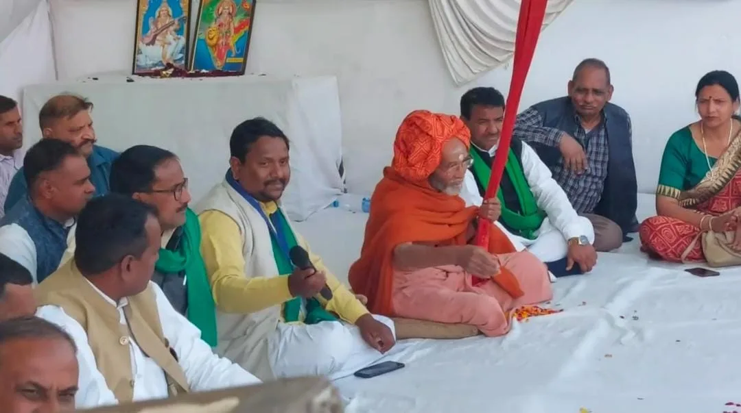 आंदोलन अब आमरण अनशन की ओर
