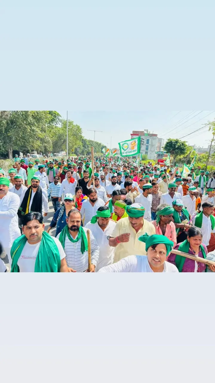 किसान चेतना पैदल यात्रा लखनऊ 