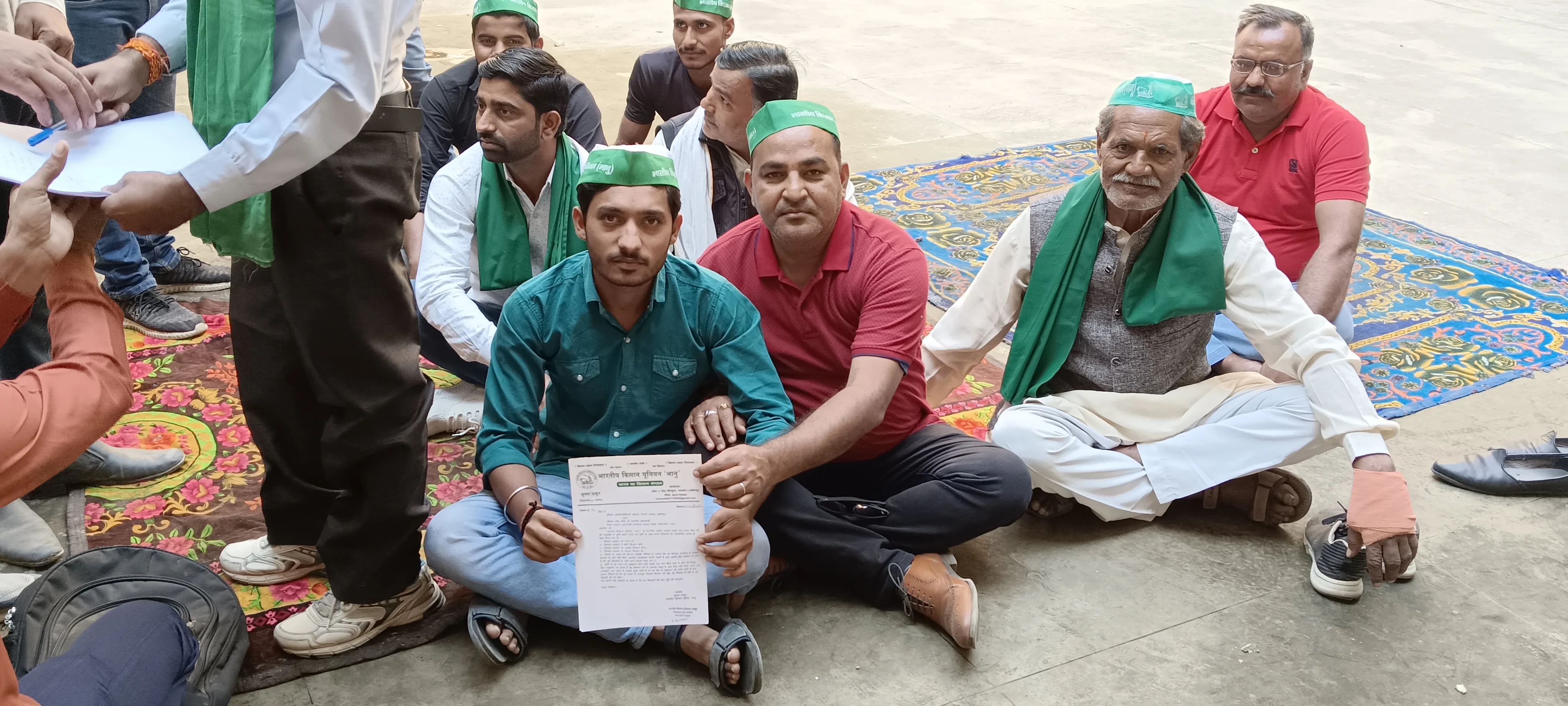 किसान आयोग के गठन के लिए  भाकियू भानू के द्वारा मोदी जी को ज्ञापन भेजा 